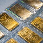 Giá vàng trong nước vượt mặt thế giới – Nguyên nhân và tác động đến thị trường